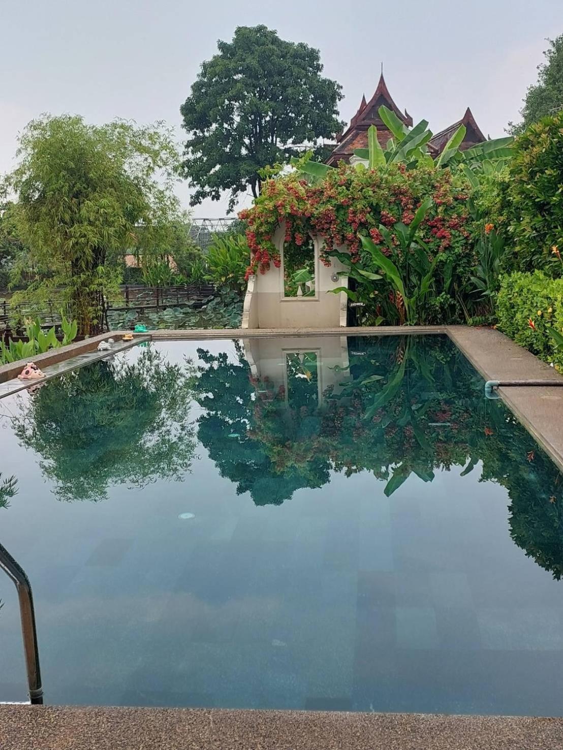 Ayutthaya Garden River Home Ban Bang Krasan Luaran gambar