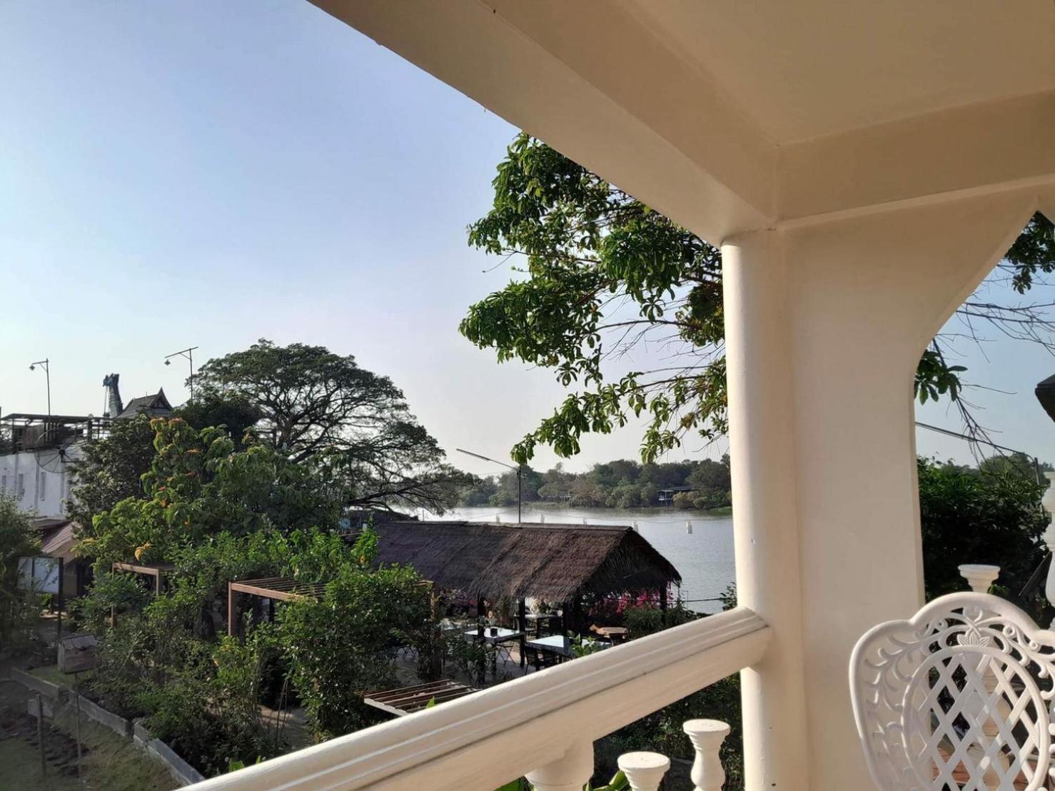 Ayutthaya Garden River Home Ban Bang Krasan Luaran gambar